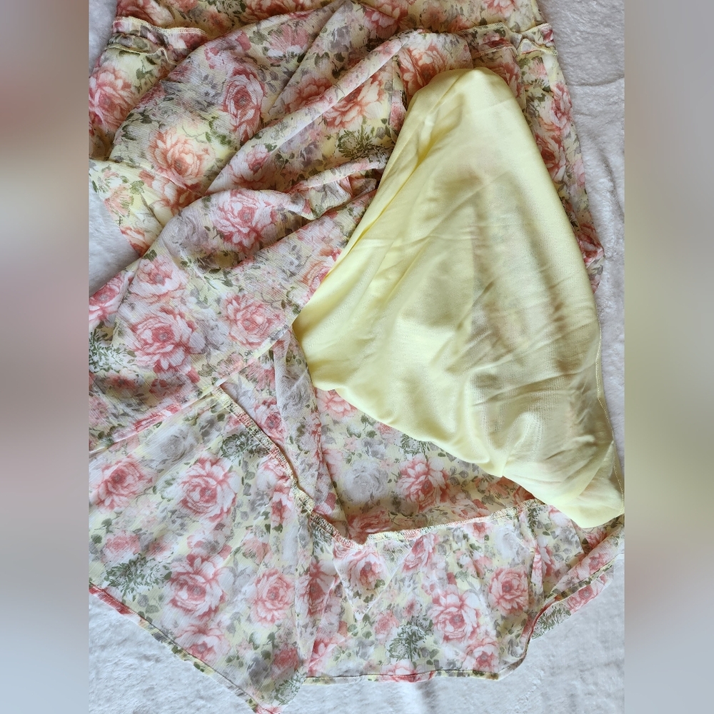 LIKE NEW Juniors No Boundaries Floral Midi Sundress - Picture 6 of 6